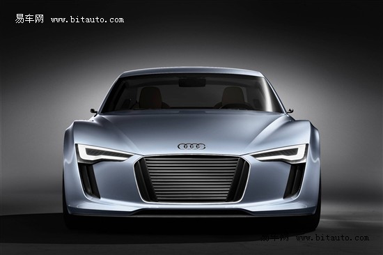 2010北美车展 奥迪发布最新r4电动概念车