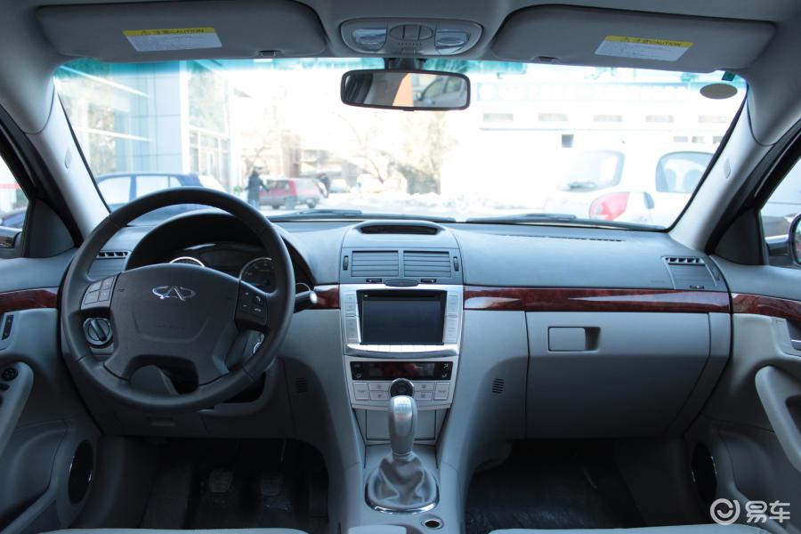 【瑞麒g52010款2.0tci 尊贵型内饰汽车图片-汽车图片大全】-易车网