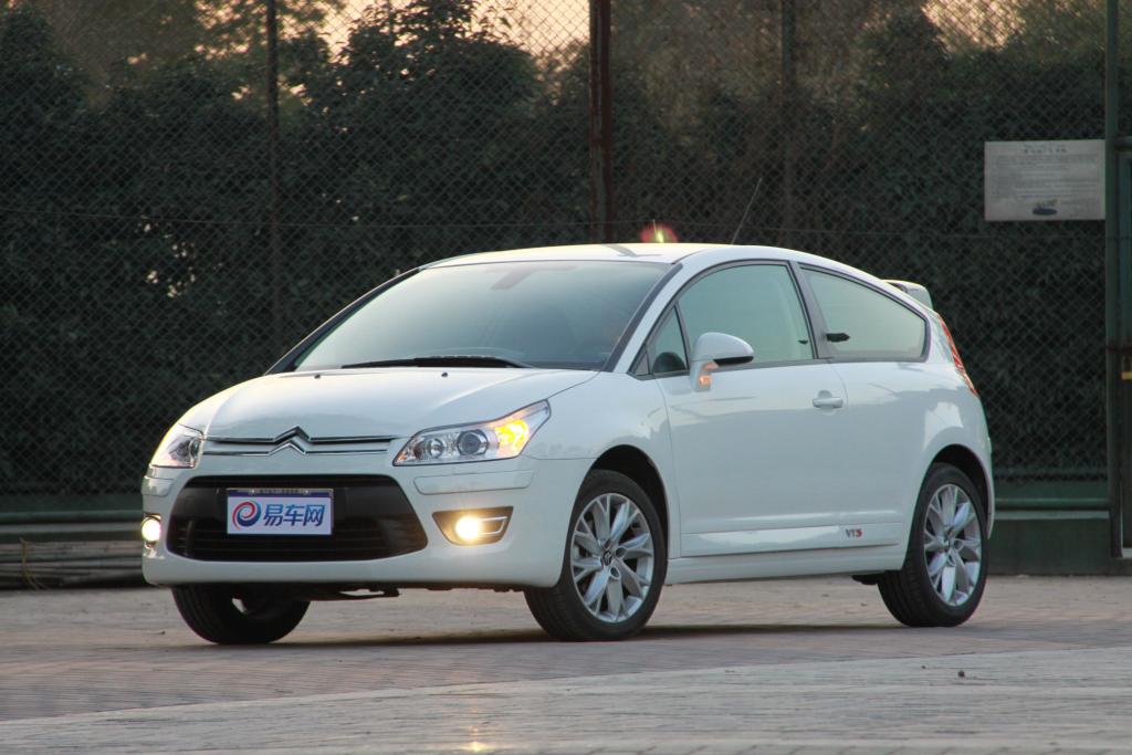 【雪铁龙c4-外观图片前45度(车头向左)】-网通社internet info agency