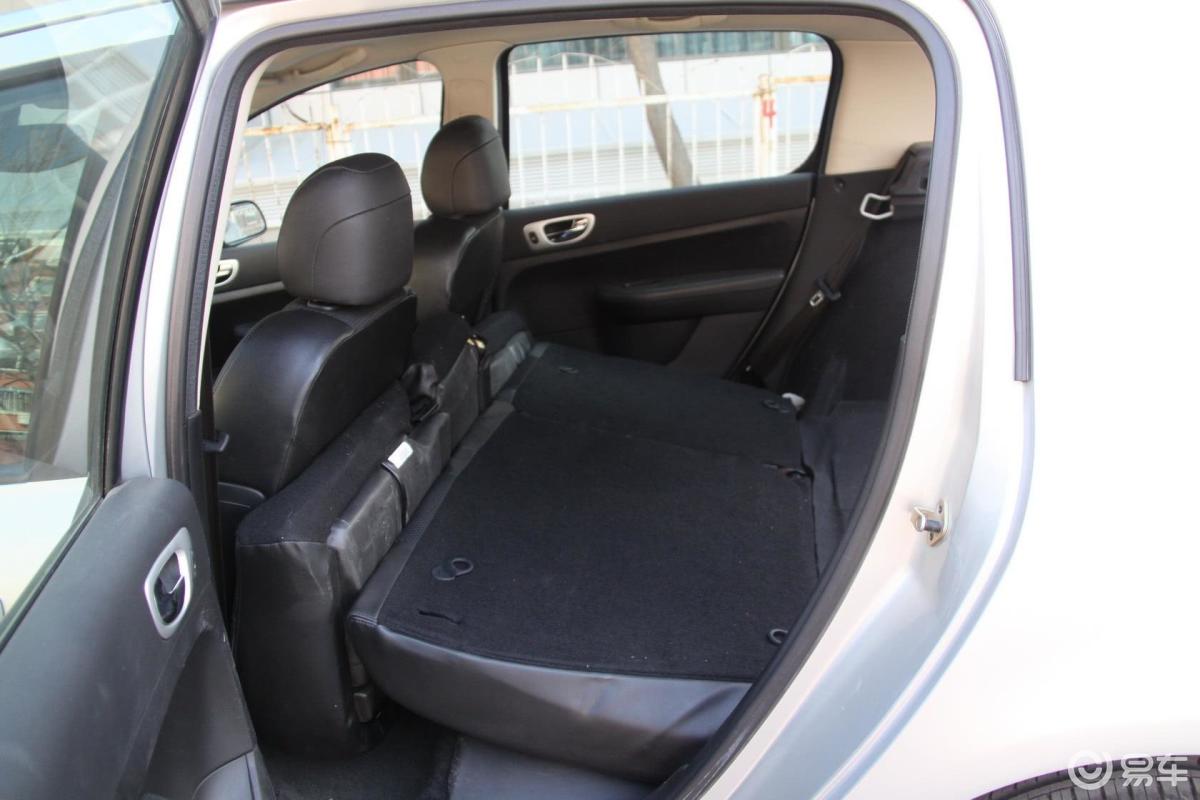 两厢逸致版20自动