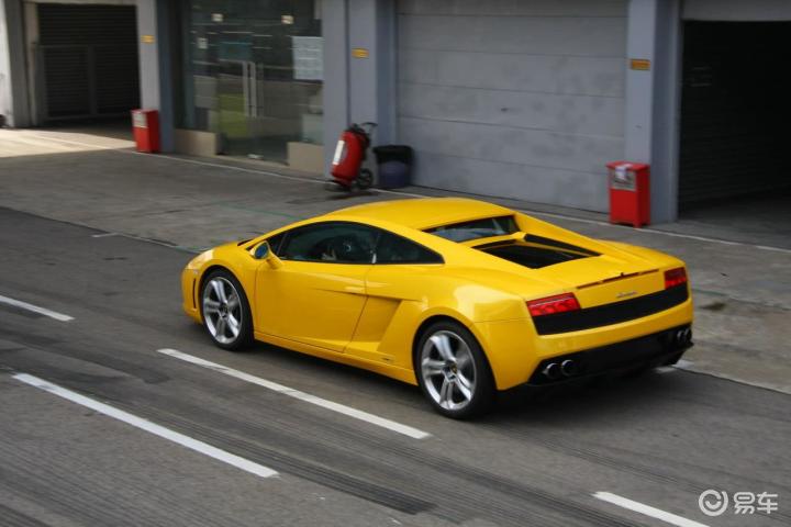 盖拉多(进口) lp550—2lp550-2