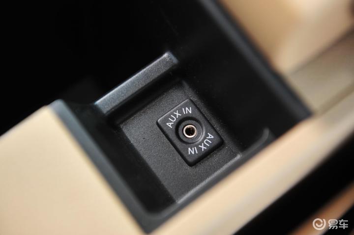 途安1.4 tsi自动5座 智臻版aux接口