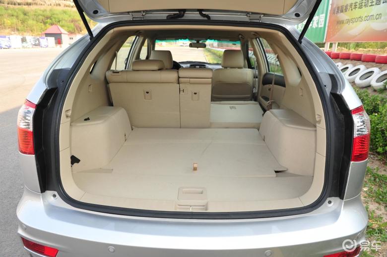 【比亚迪s62011款2.