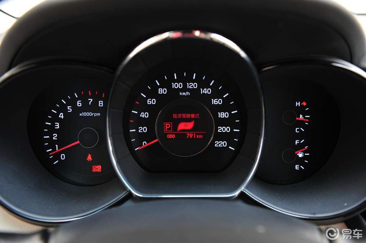 【起亚k22011款三厢 1.