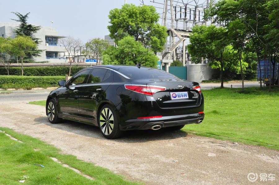 起亚k5 k5外观图