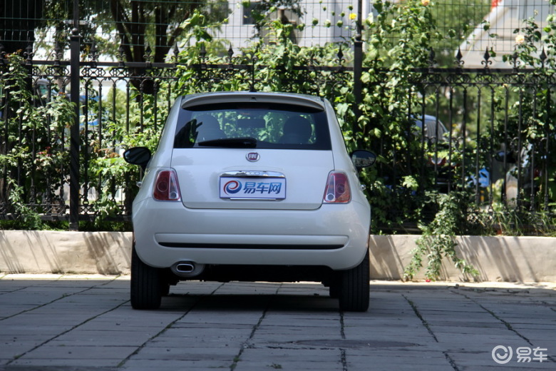 500 2011款 1.4l 自动 sport 运动版