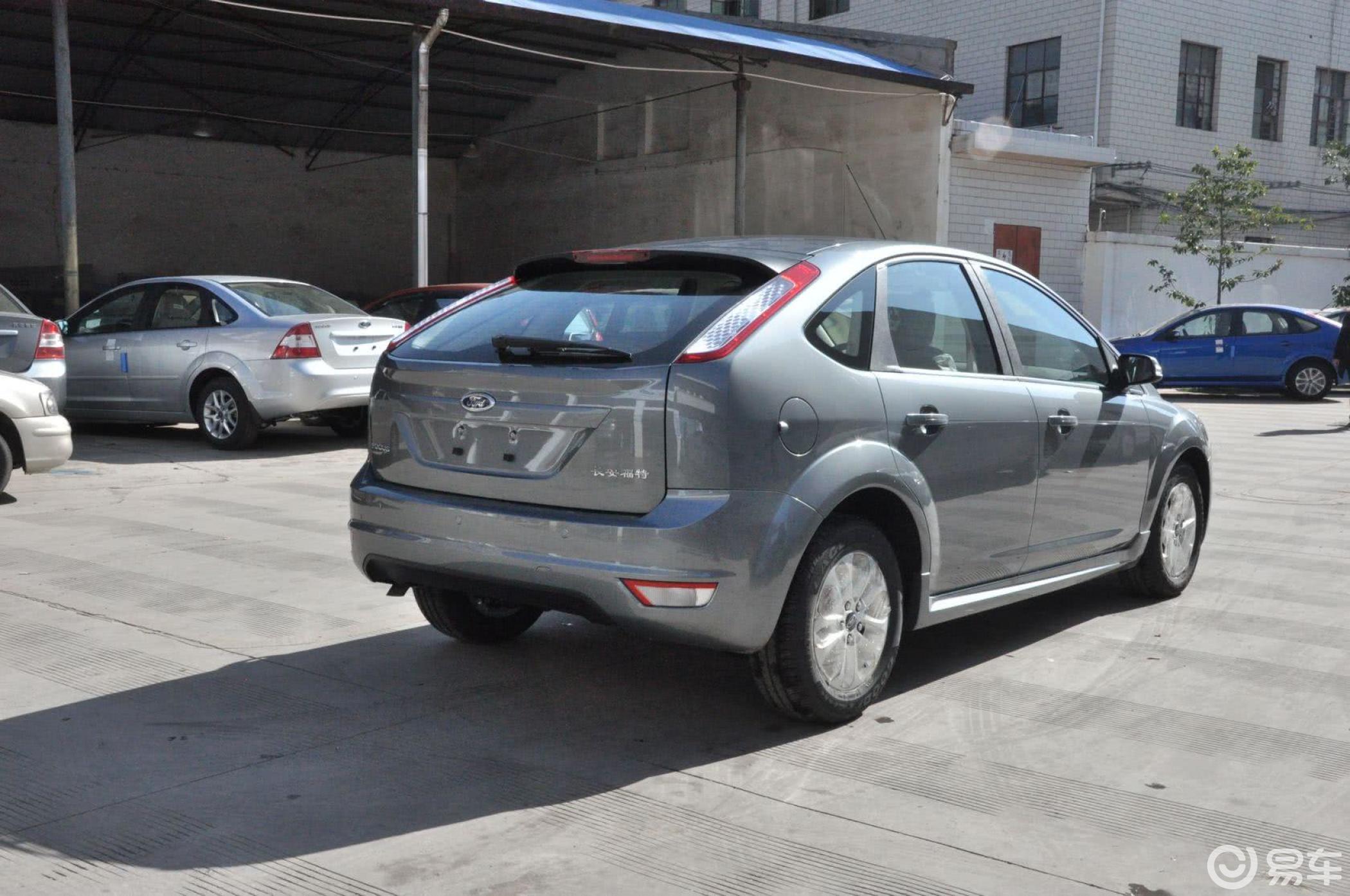 两厢1.8自动时尚型