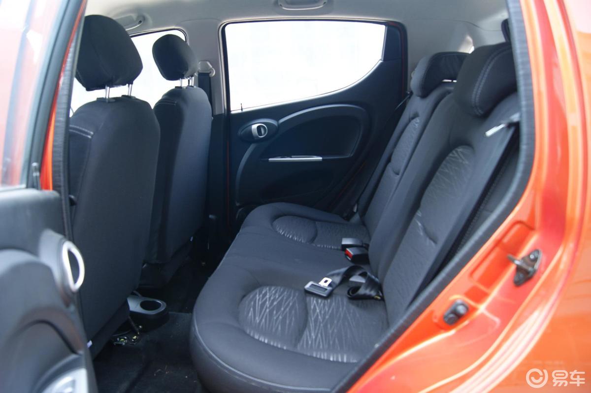 【奔奔mini2012款1.