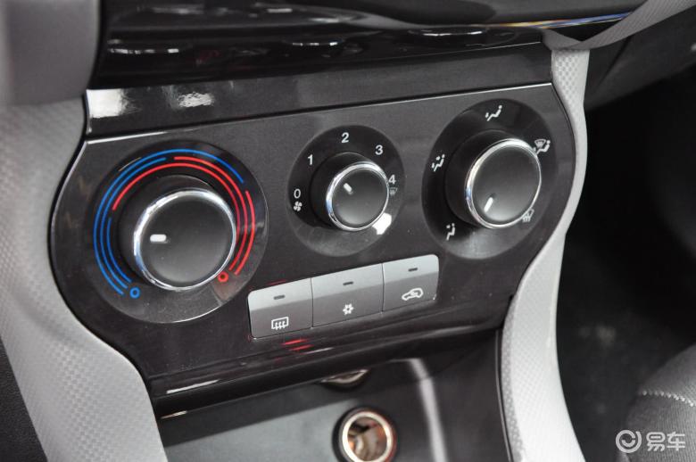 汽车图片 菲亚特 进口菲亚特 博悦 2011款 1.