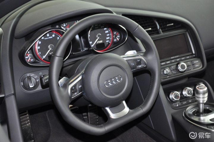 2l fsi quattro奥迪r8内饰-柚木棕