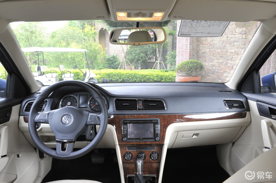 【朗逸2012款1.6l 自动 豪华版内饰汽车图片-汽车图片大全】-易车网