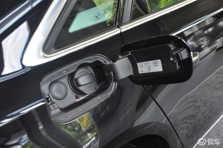 【奥迪a8l2012款50 tfsi quattro 舒适型油箱盖汽车图片-汽车图片大全