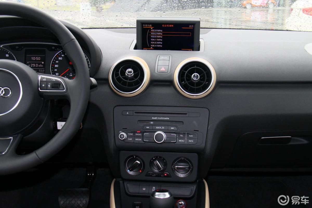 【奥迪a12013款sportback 30tfsi ego中控台整体汽车图片-汽车图片