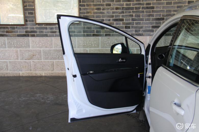 6thp 自动 至尚版驾驶员侧车门内门板汽车图片-汽车图片大全】-易车