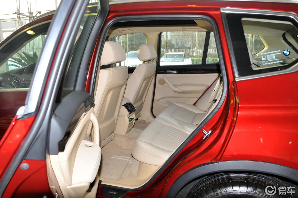 【宝马x3(进口)2012款xdrive20i 豪华型后排空间体验汽车图片-汽车