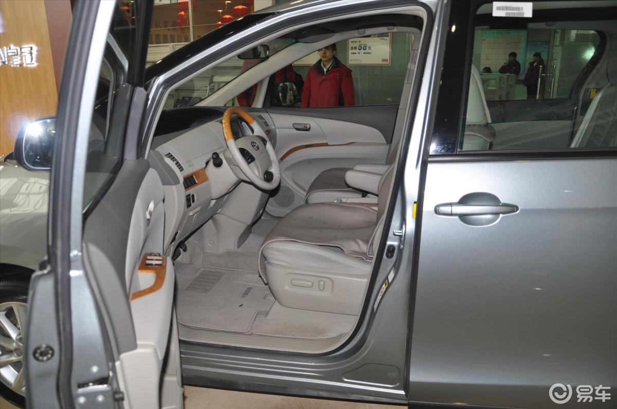 2010款普瑞维亚3.5l 自动 七座豪华版