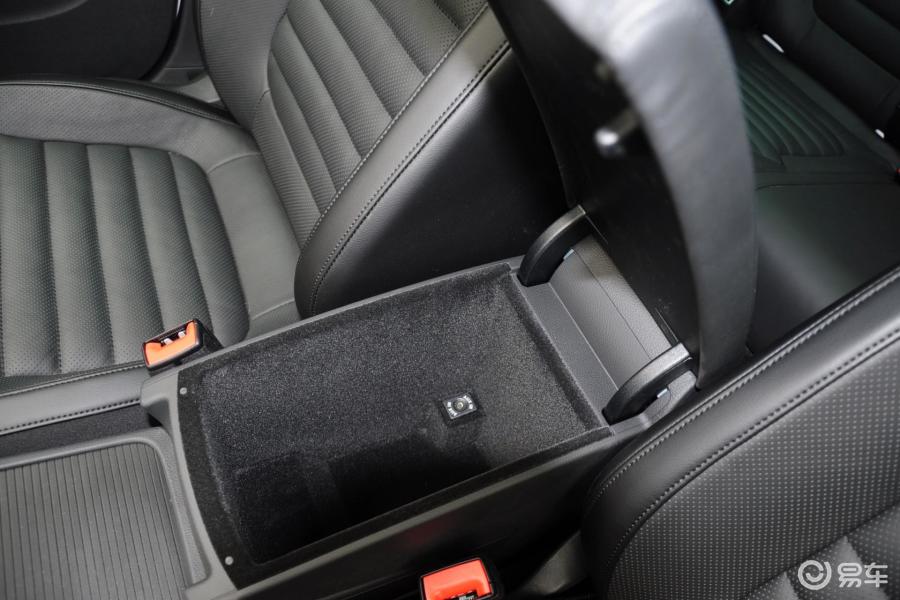 0t 豪华型前排中央扶手箱空间汽车图片-汽车图片大全】-易车网