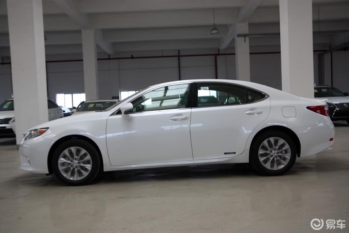【雷克萨斯es2013款300h 精英版正侧车头向左水平汽车图片-汽车图片