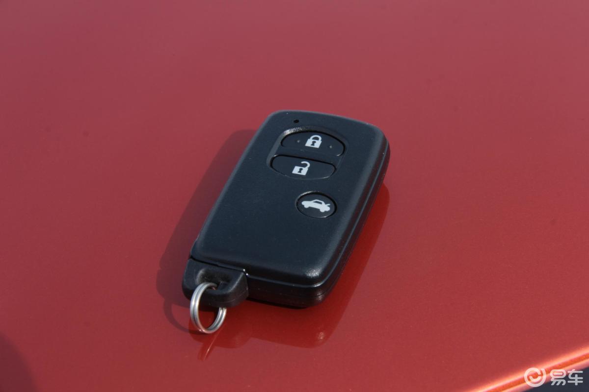 【丰田862013款2.0l 自动 豪华型钥匙汽车图片-汽车图片大全】-易车