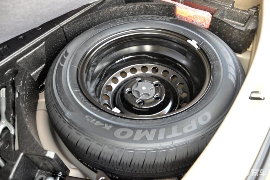 【逍客2012款2.0 xv 雷 cvt 2wd备胎汽车图片-汽车图片大全】-易车网