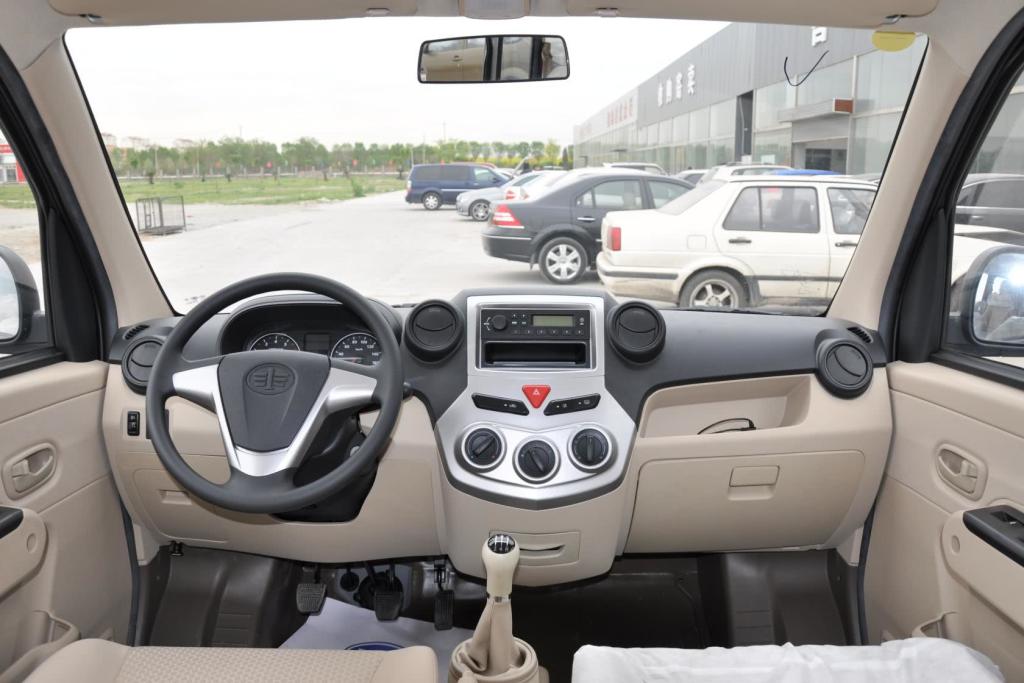 图片库 佳宝 内饰图片 2013款 v80 mpv 舒适型