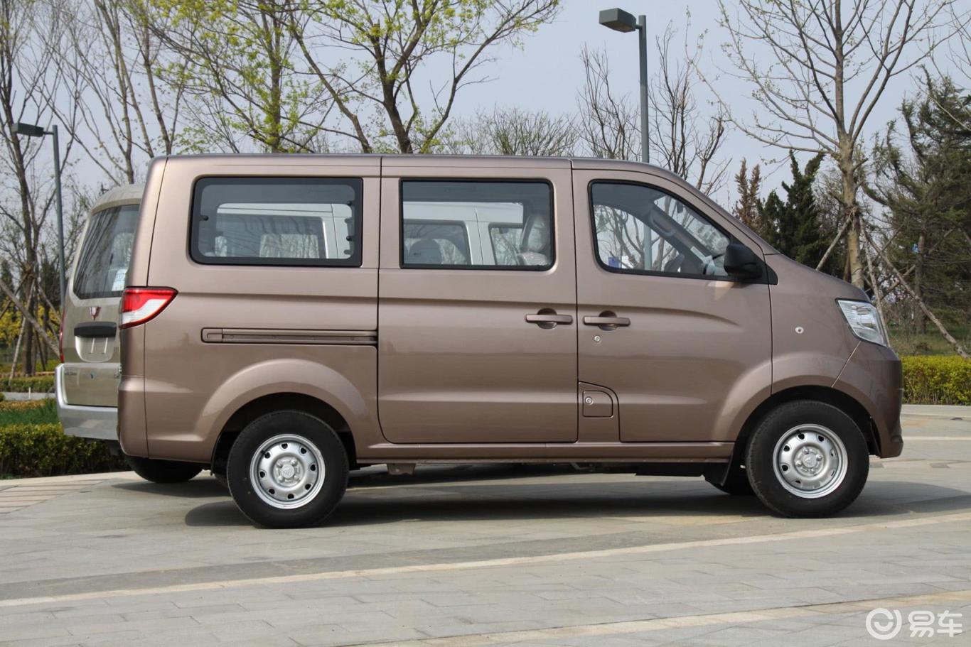 3l 手动 舒适型】哈飞中意_v5 1.3l 手动 舒适型图片-网通社汽车