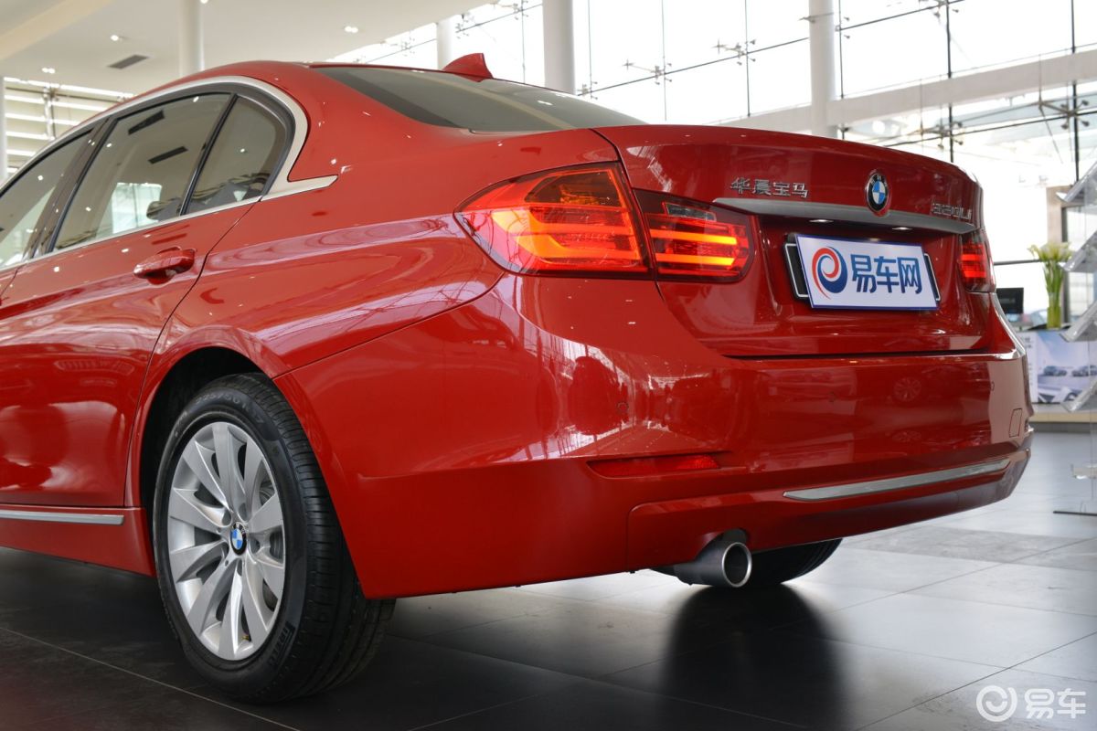 【宝马3系2013款320li 手动型车尾局部汽车图片-汽车图片大全】-易车