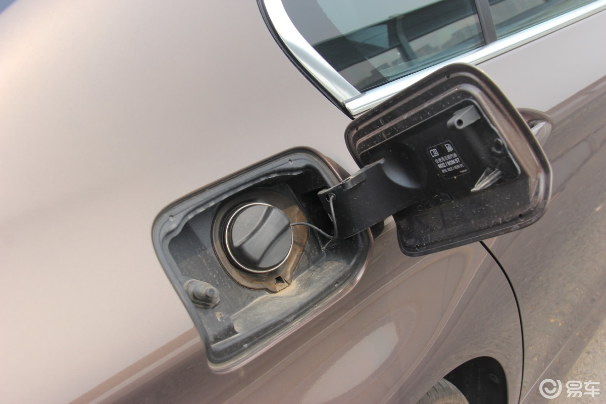 【宝马5系2013款530li 领先型油箱盖汽车图片-汽车图片大全】-易车