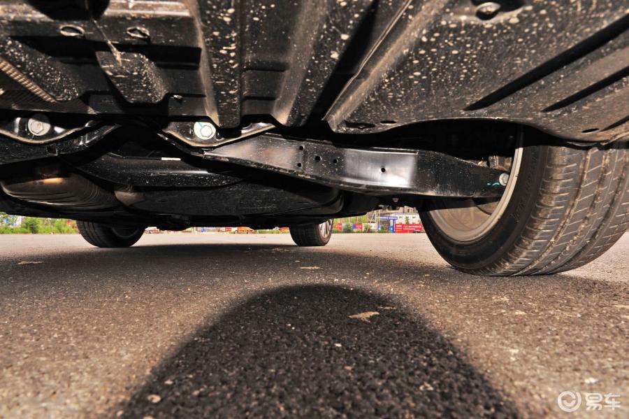 大众cc 后悬挂图