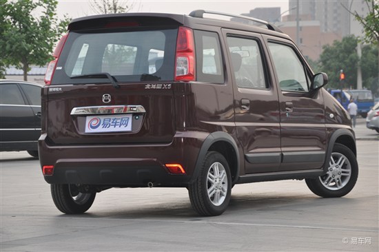 东营昌河铃木 北斗星x5优惠1000元