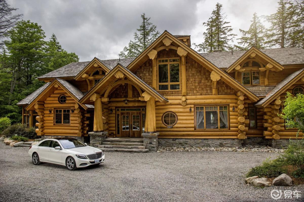 【奔驰s级2018款s 450 l 4matic 卓越特别版侧前45度车头向右水平汽车