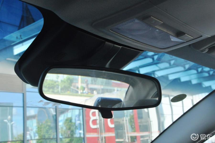 【科鲁兹2012款1.6 se mt内后视镜汽车图片-汽车图片大全】-易车网