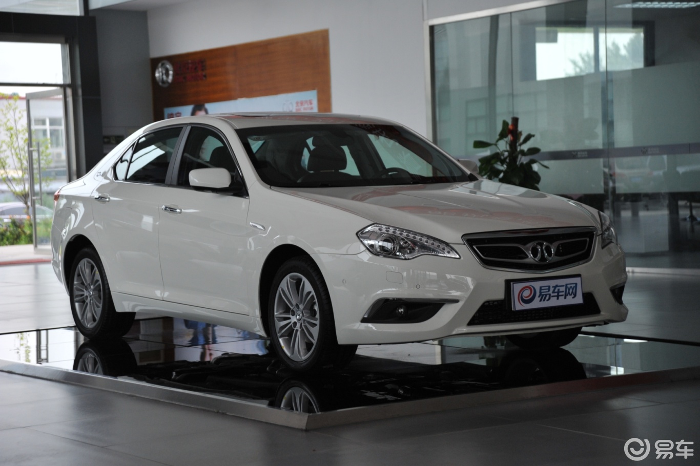 8t 自动 政务版】北汽绅宝d70_1.8t 自动 政务版图片-网通社汽车