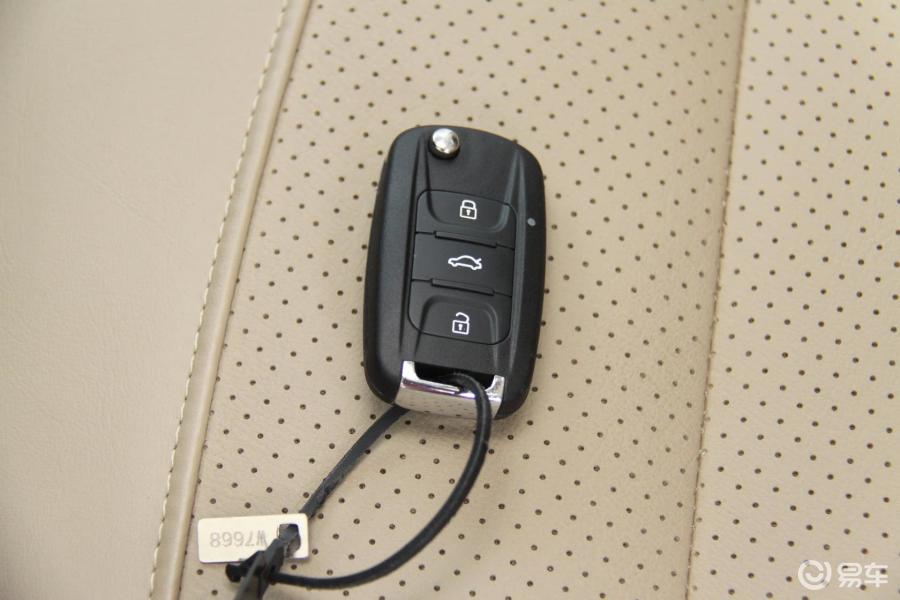 【五菱宏光s2013款1.