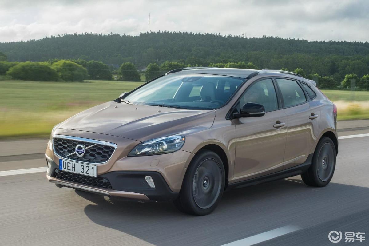 【沃尔沃v402019款t3 智雅版外观汽车图片-汽车图片大全】-易车