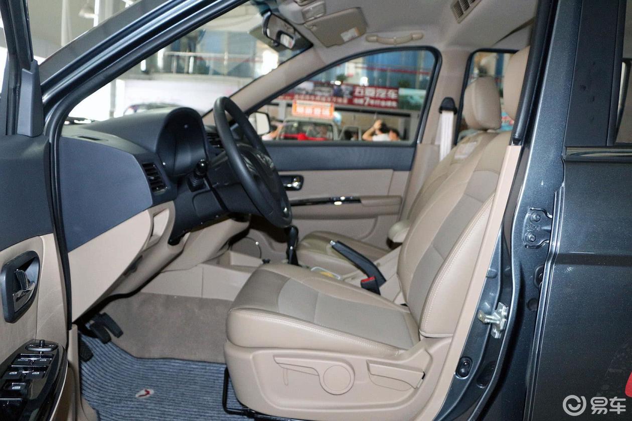 五菱宏光6430kf 基本型最高优惠0.4万元