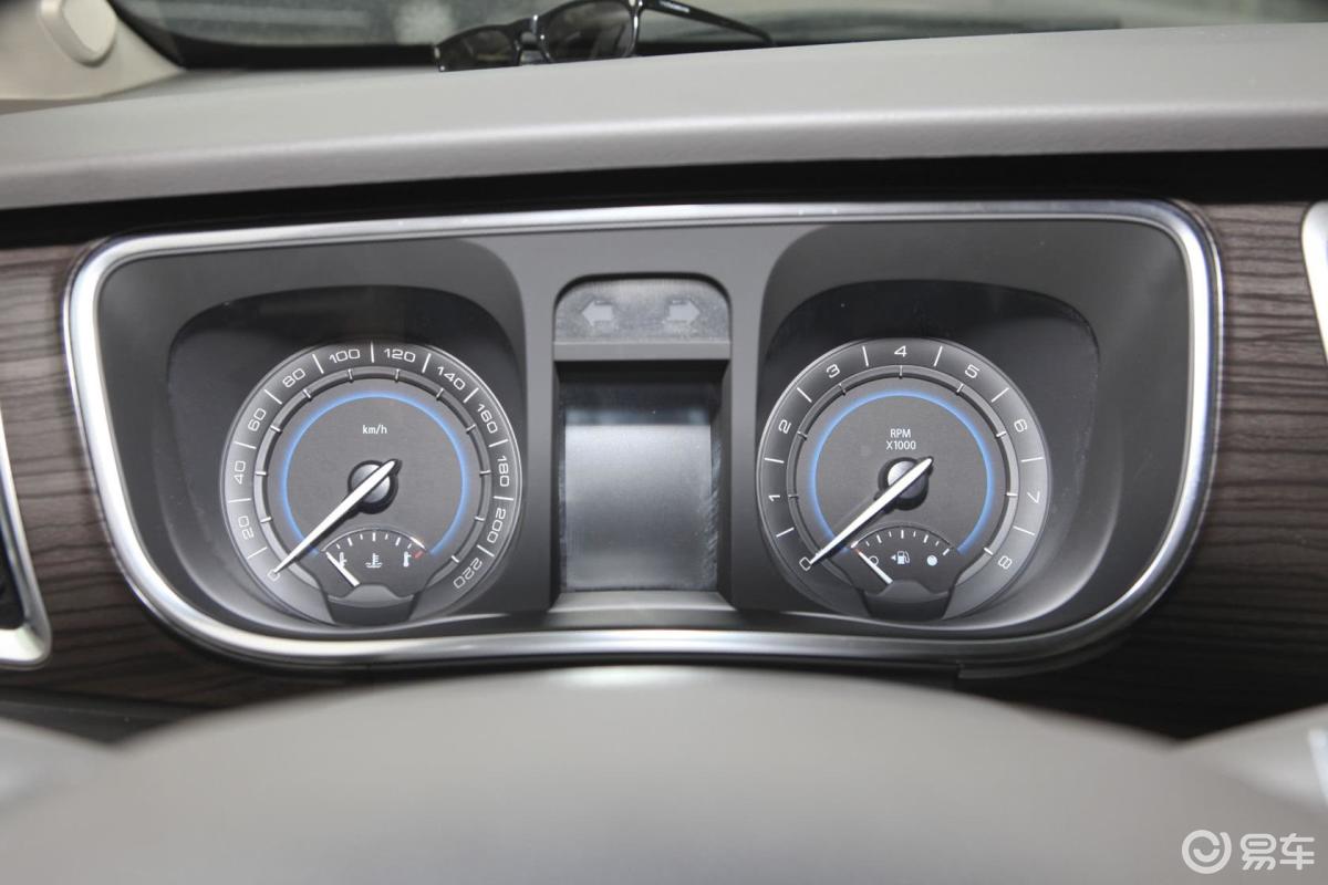【别克gl82013款3.0l xt旗舰版仪表盘汽车图片-汽车图片大全】-易车