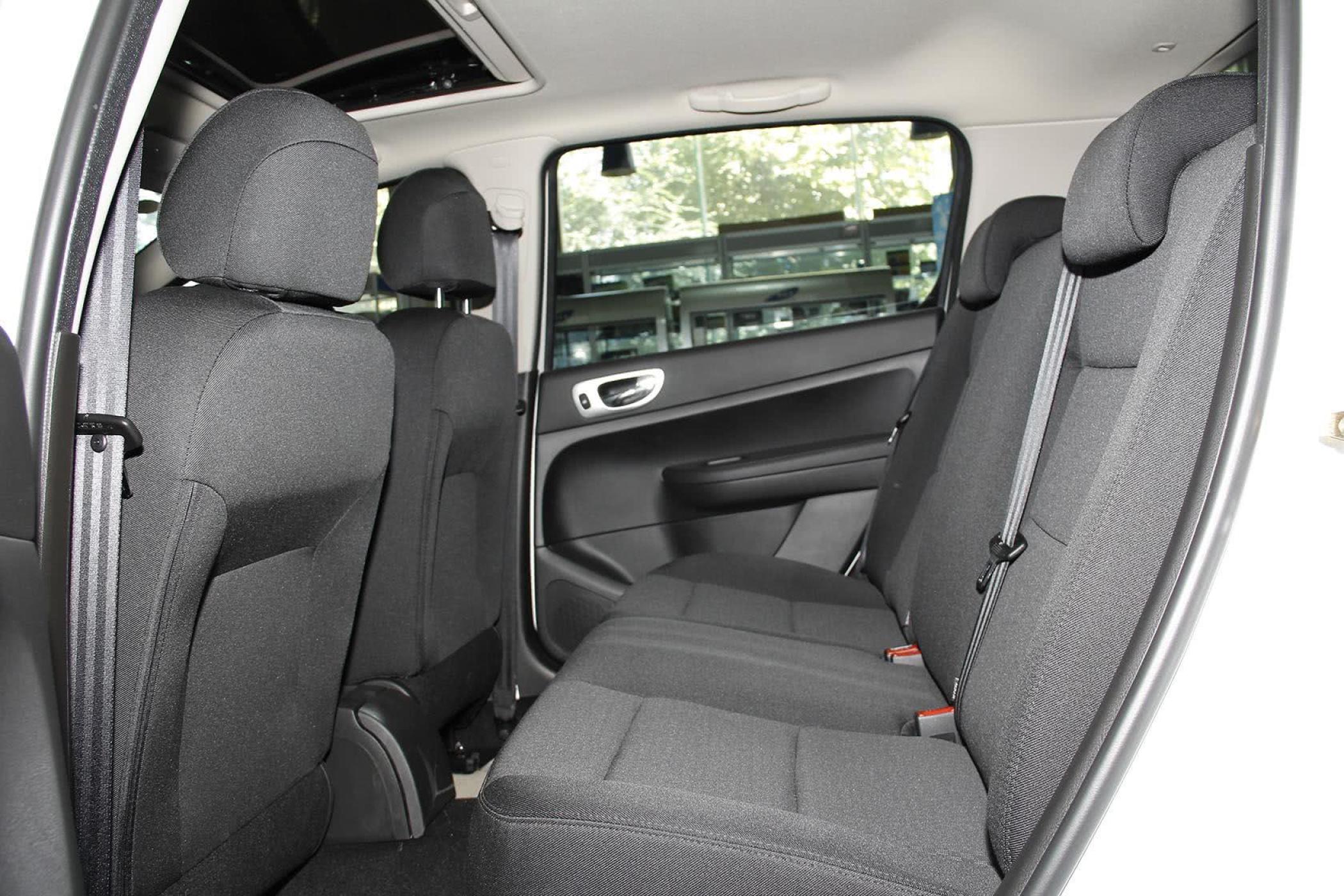 【标致3072013款两厢 1.