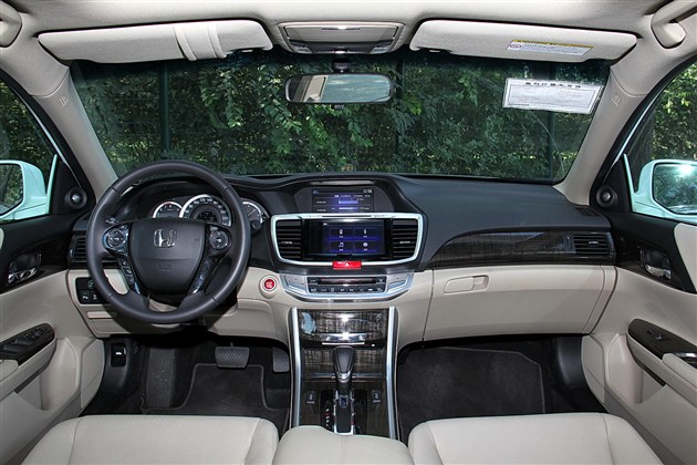 本田雅阁9代报价及图片