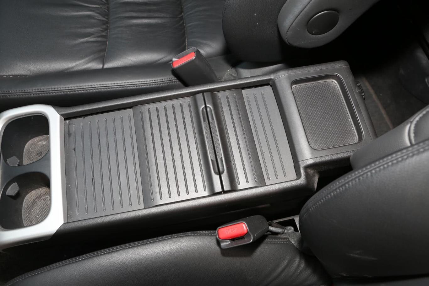 Barandilla delantera izquierda