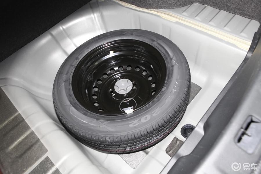 6l 自动 xl 经典豪华版备胎汽车图片-汽车图片大全】-易车网