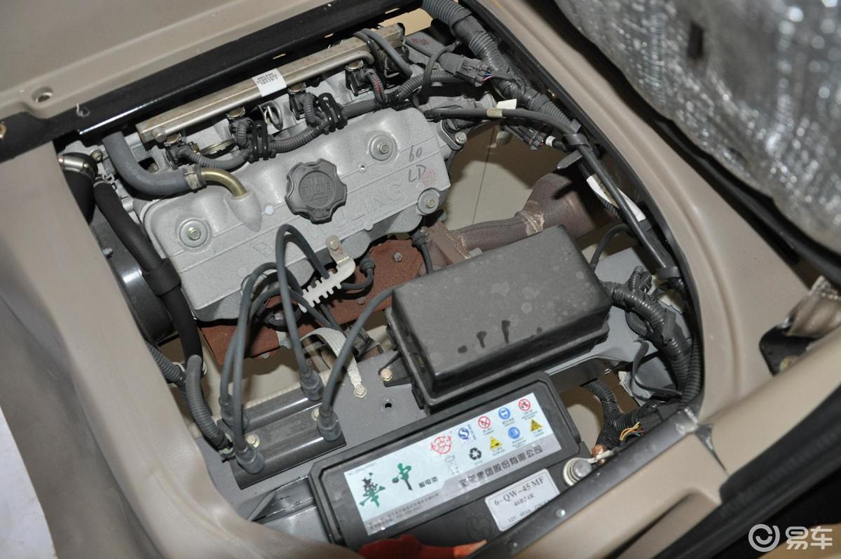 【佳宝v702011款v70 1.