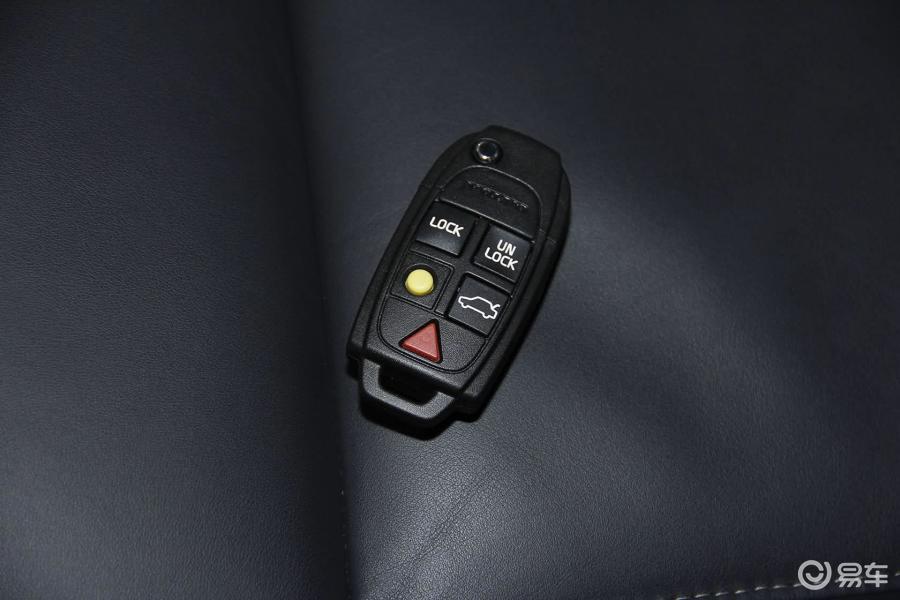 【沃尔沃xc902013款2.