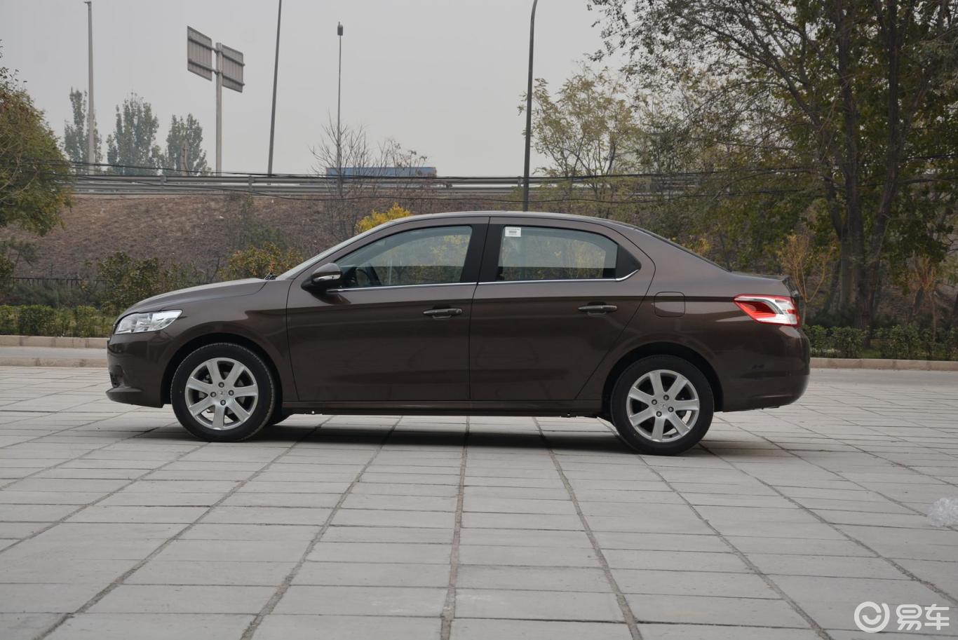 标致301外观-琥珀棕