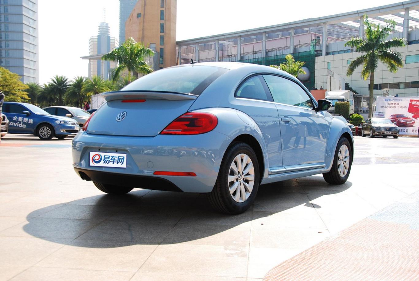 甲壳虫1.4 tsi 时尚型侧后45度车头向右水平