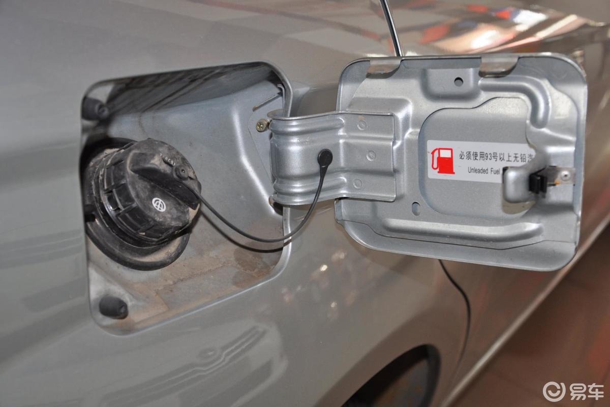 5l 自动 豪华型 新锐版油箱盖汽车图片-汽车图片大全】-易车