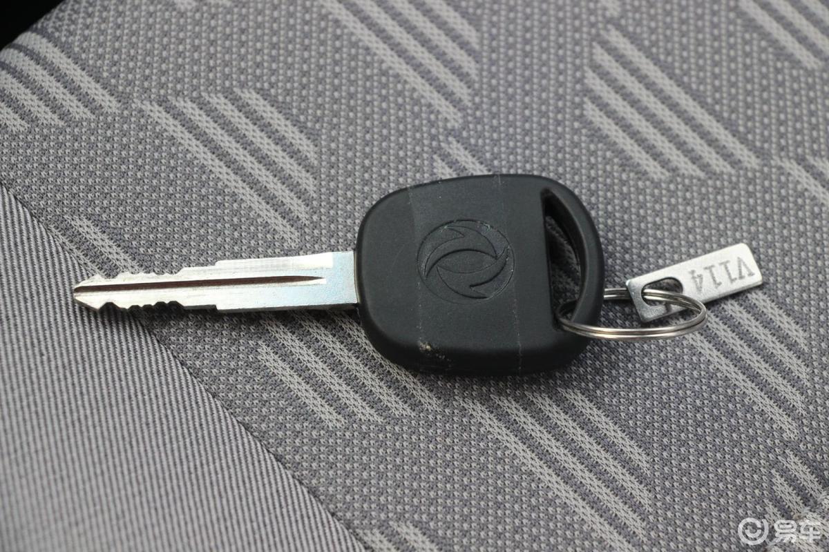 【东风小康v07s2011款1.