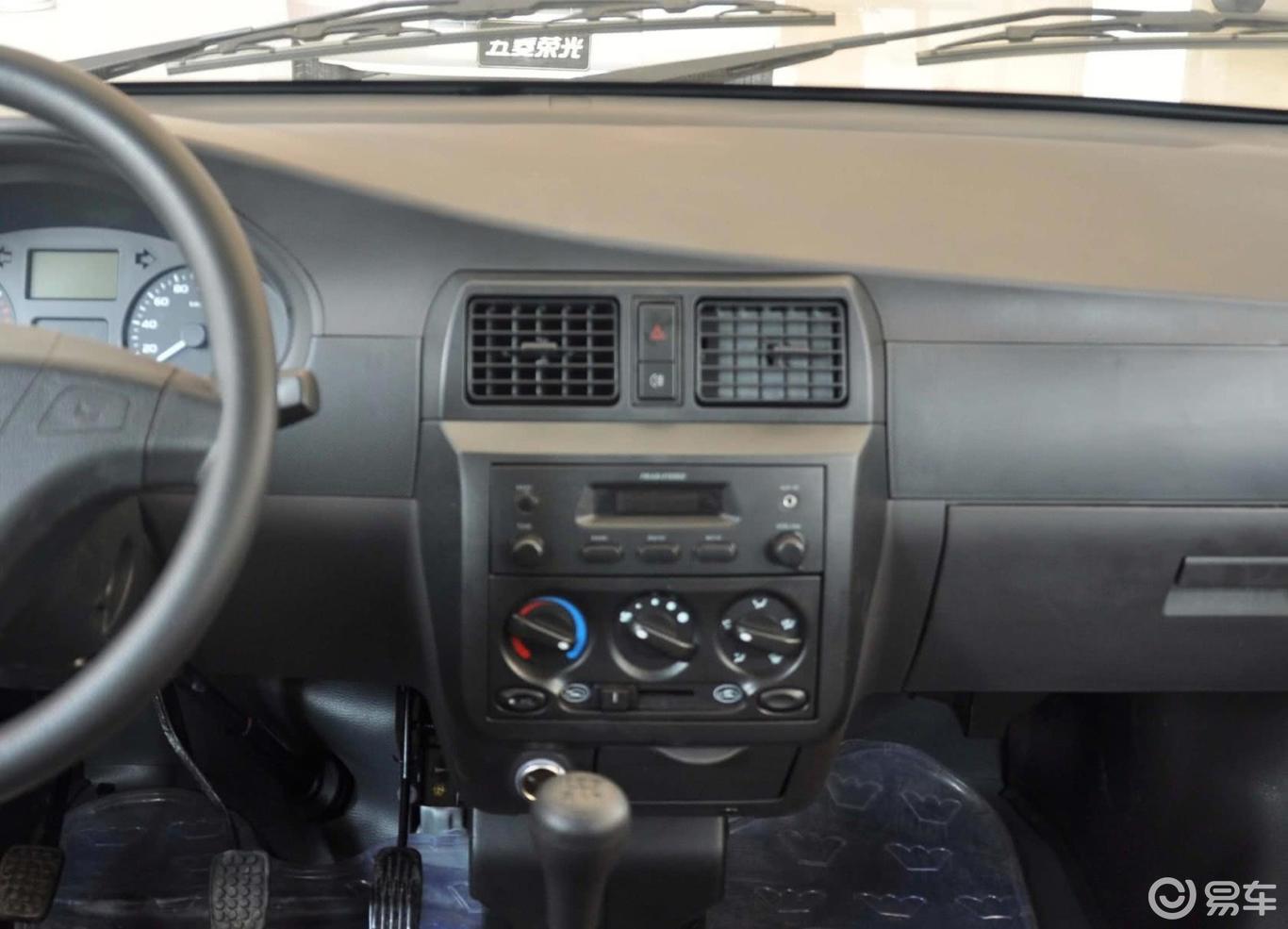 2l 手动 6407b标准型】五菱荣光_1.