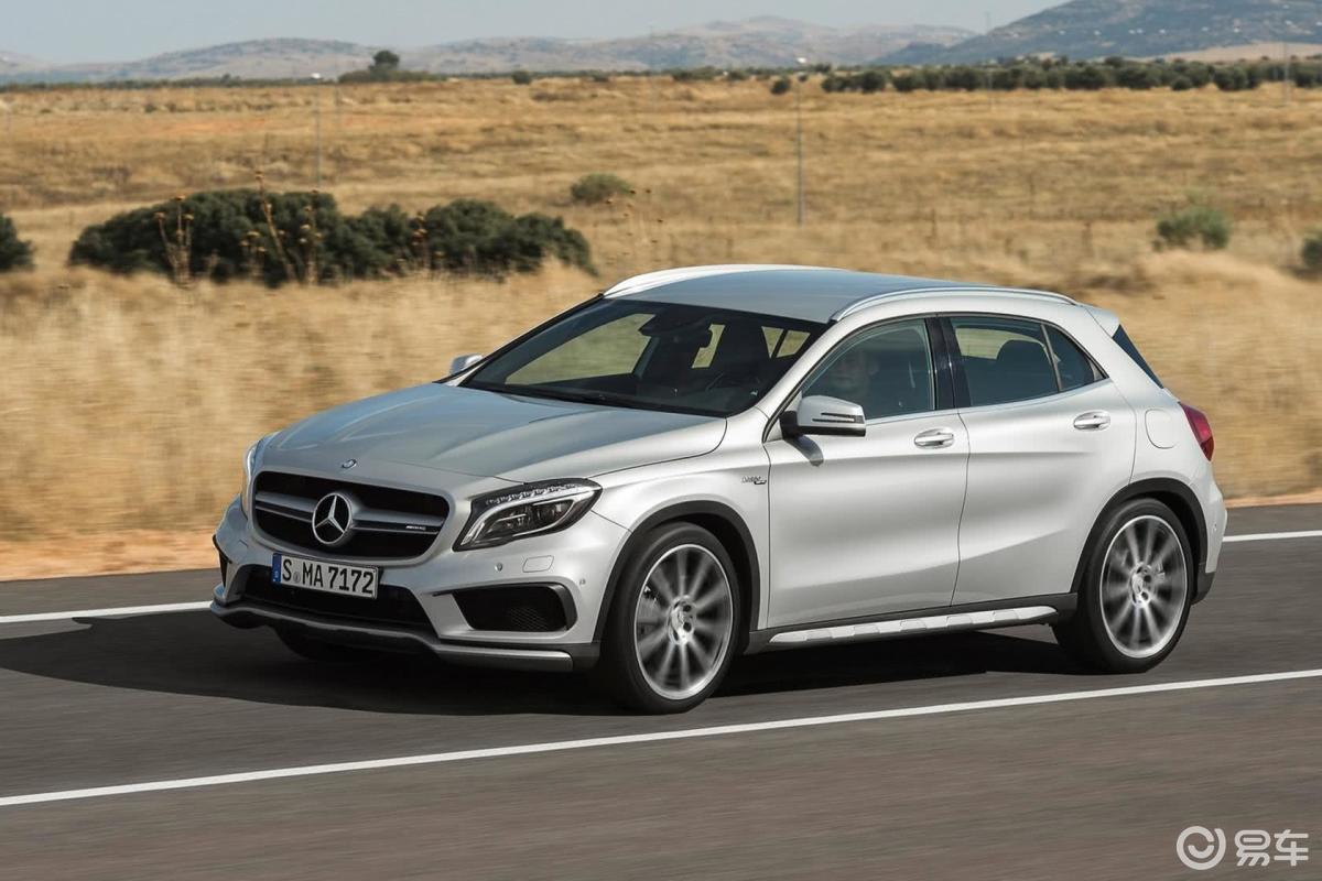 奔驰gla45 amg官图