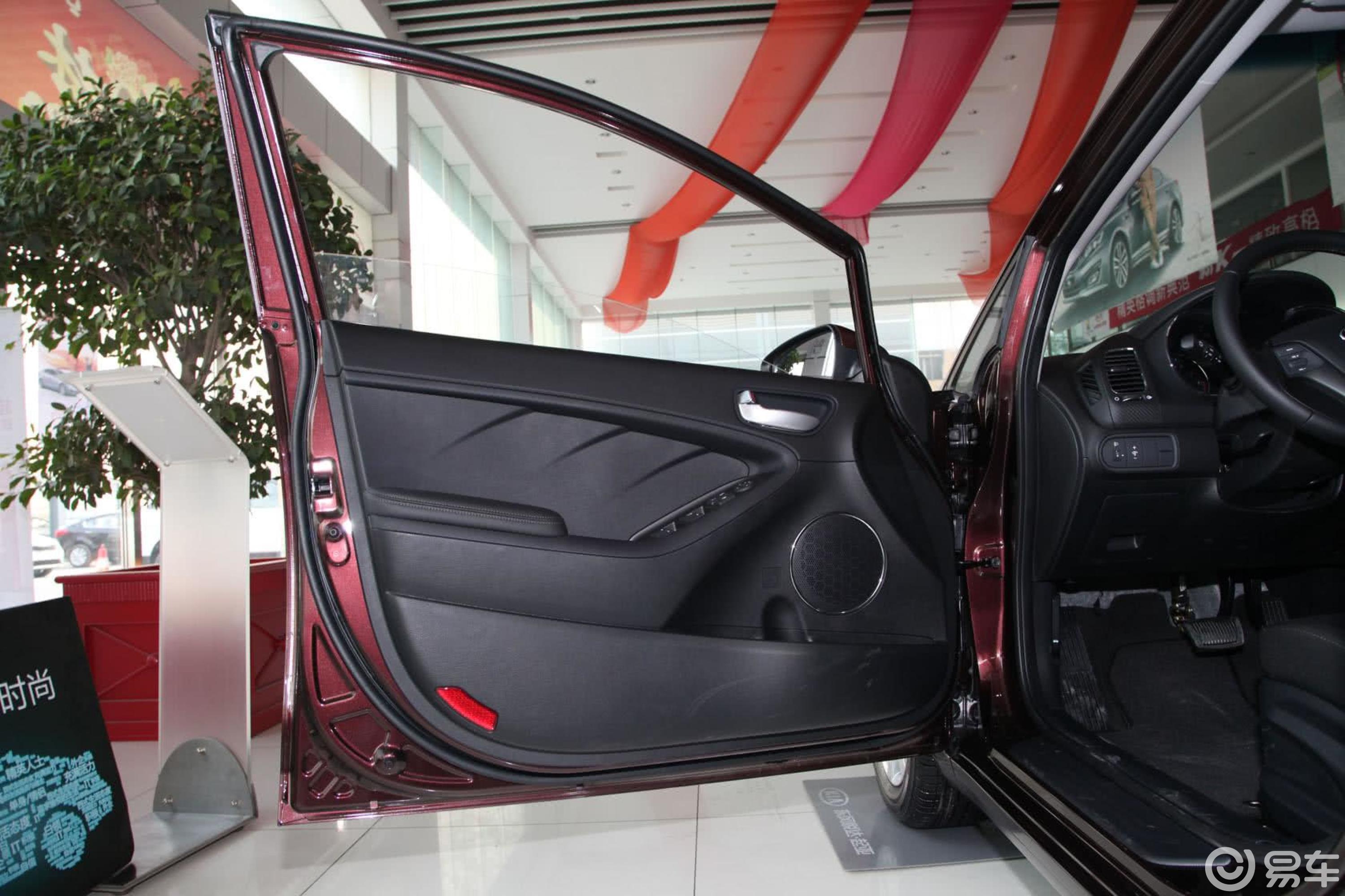 6l 自动 gls驾驶员侧车门内门板汽车图片-汽车图片大全】-易车